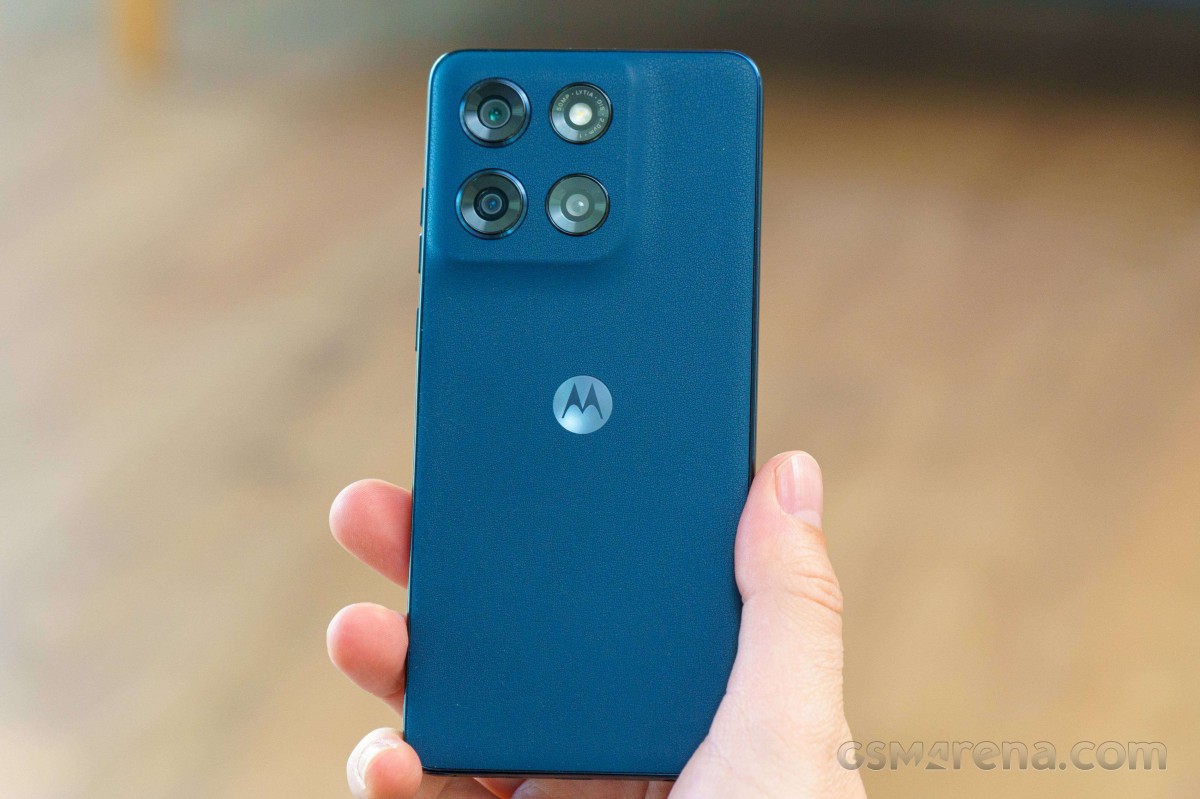 Moto G Stulys (2025) in for review