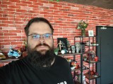 Poco F7 Pro selfie - f/2.2, ISO 320, 1/33s - Poco F7 vs. Poco F7 Pro review