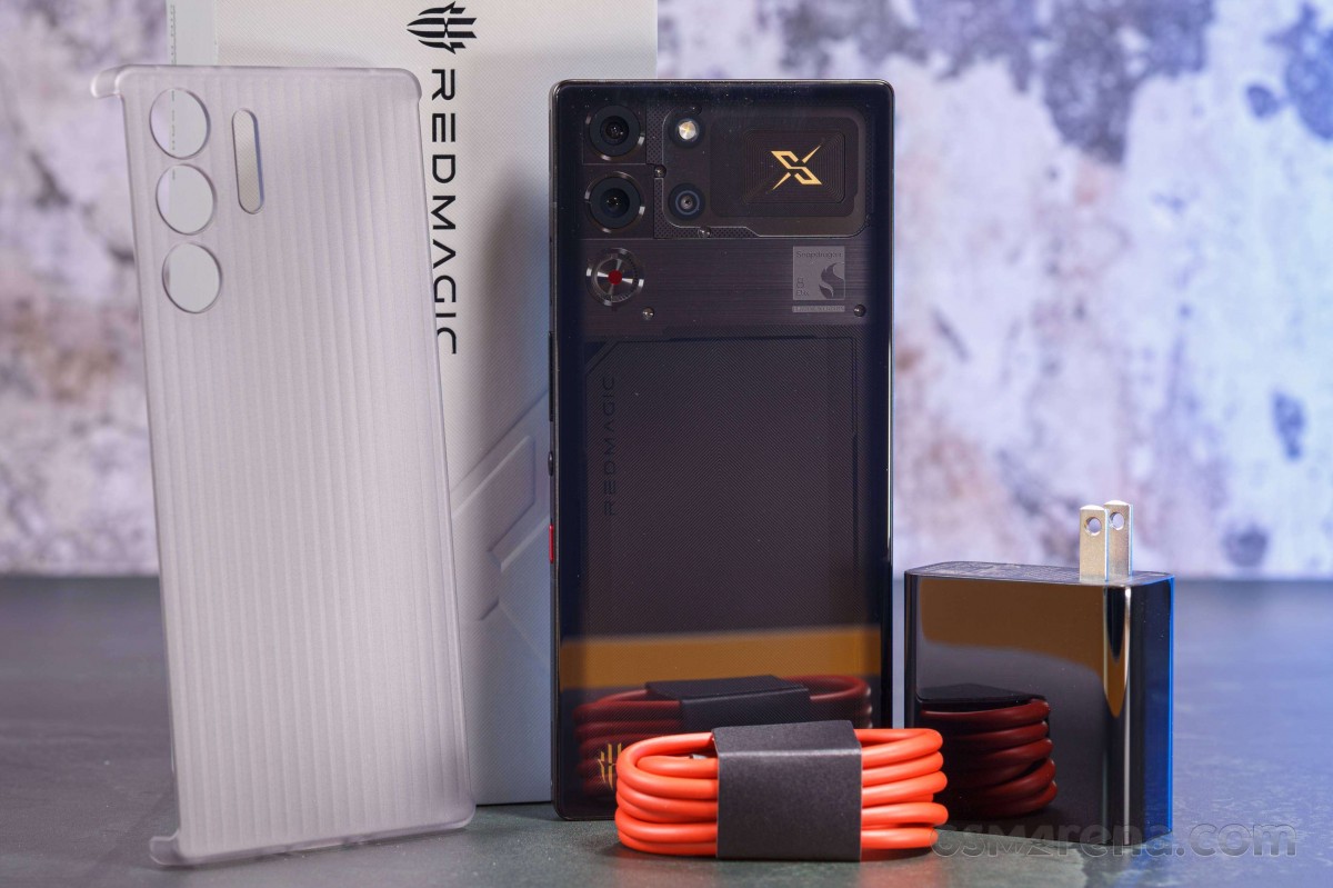 Red Magic 10S Pro unboxing and hands-on