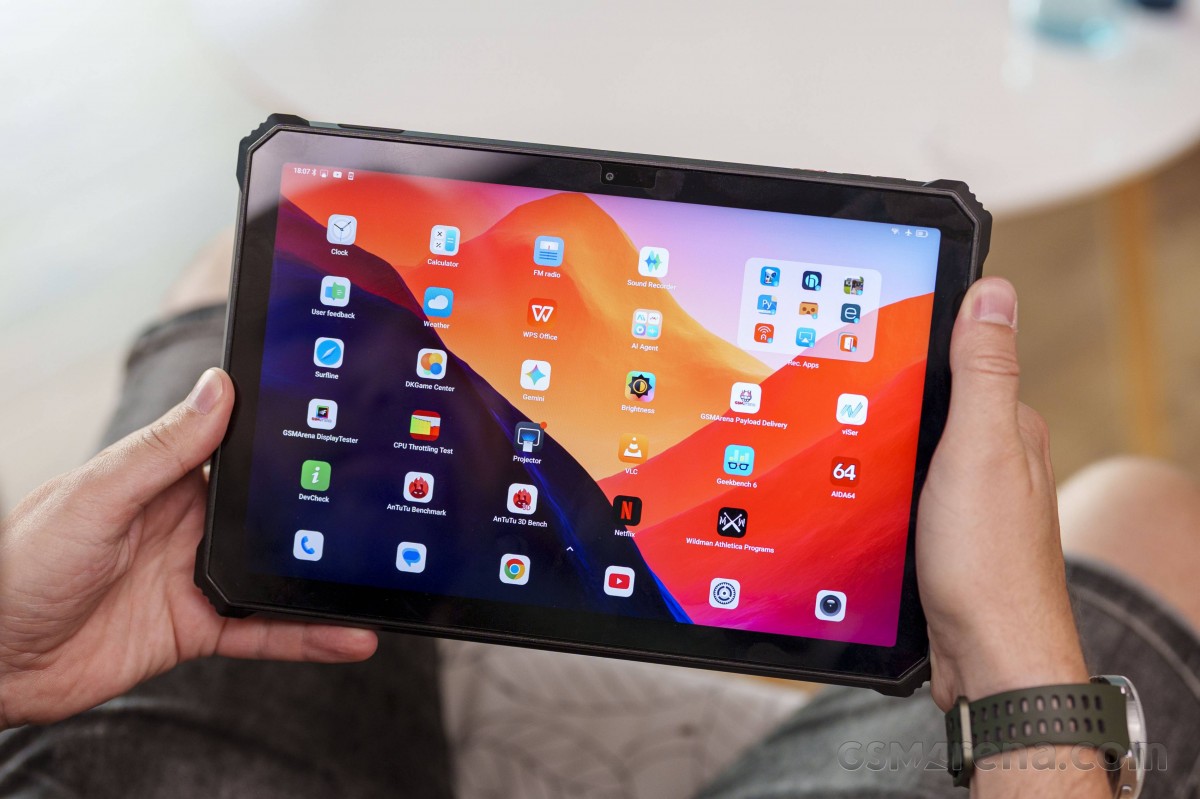 Projector in a tablet? Blackview Active 12 Pro 5G review