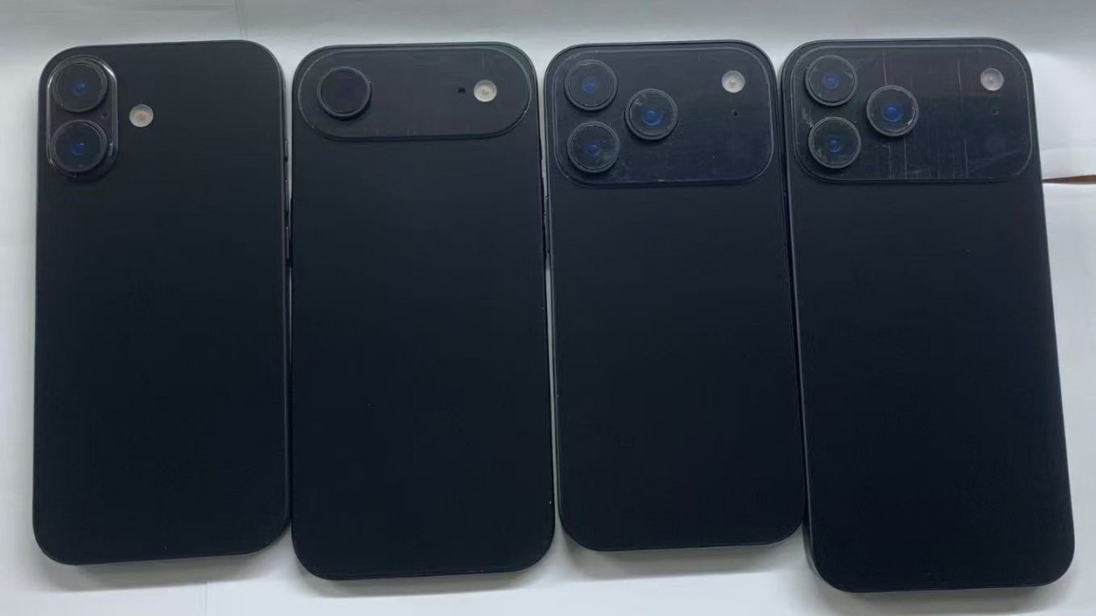 Leaked image showing iPhone 17 family dummy units