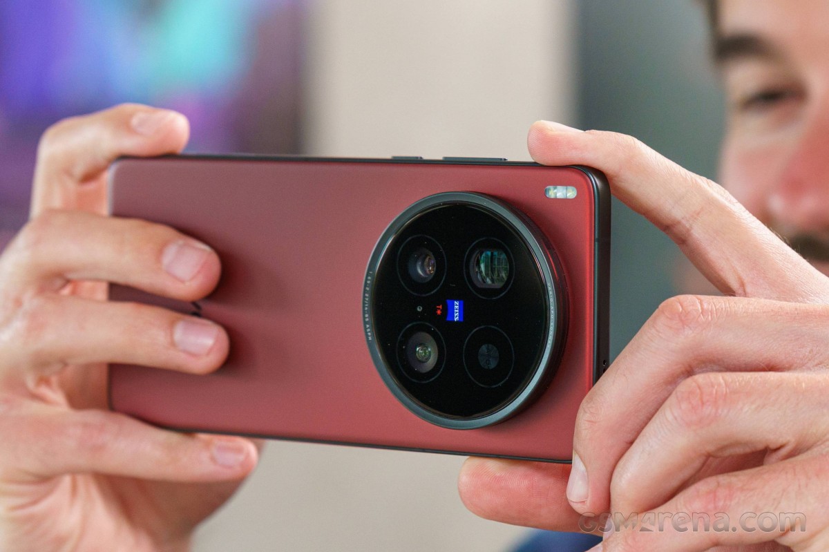 Camera vs foldable flagship: you can’t have both