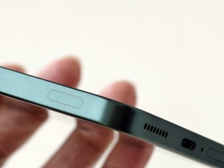 Infinix GT 30 with customizable GT Shoulder Triggers