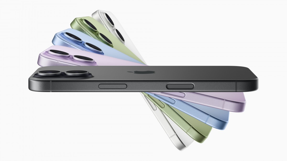 iPhone 17 is official with 120Hz refresh rate, two 48MP cameras, 256GB base storage