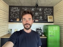 Selfie samples: iPhone 17 Pro - f/1.9, ISO 100, 1/60s - iPhone 17 Pro vs. iPhone 16 Pro