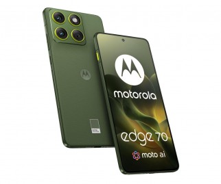 Motorola Edge 70 in Pantone Bronze Green
