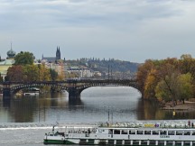 OnePlus 15 7x zoom camera samples (f/2.8, ISO 80, 1/200s)