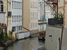 OnePlus 15 7x zoom camera samples (f/2.8, ISO 160, 1/200s)