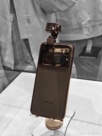 Honor Robot Phone prototype