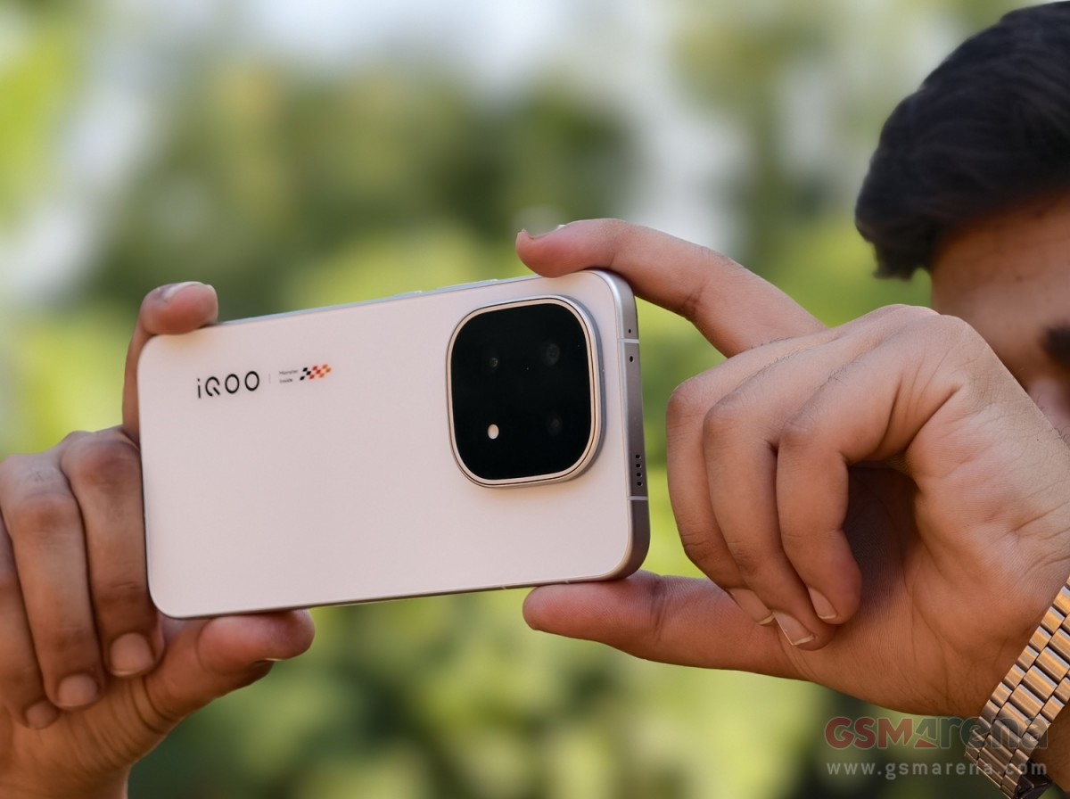 Check out the iQOO 15's camera samples ahead of its international debut