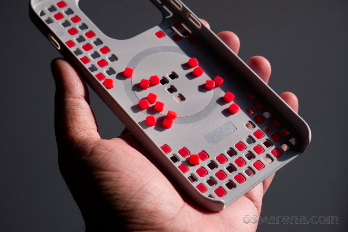 OnePlus 15 in for review