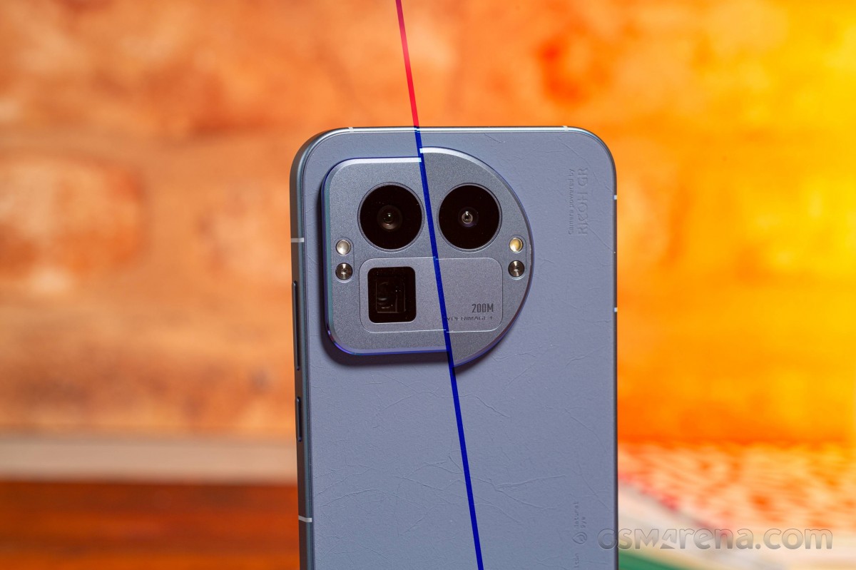 Realme GT 8 Pro goes on sale in India today - GSMArena.com news Realme GT 8 Pro goes on sale in India today - GSMArena.com news