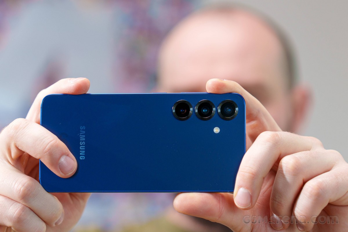 Report: Samsung Galaxy S26 to reuse Galaxy S25’s cameras 