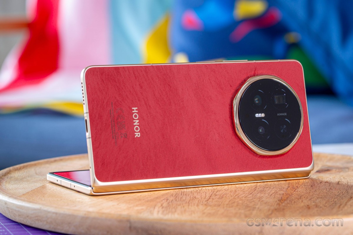 This is the Honor Magic V6 in Red - GSMArena.com news