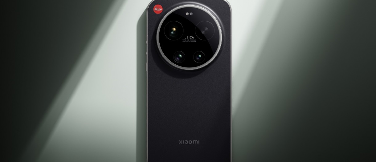 Xiaomi unveils the Leica Leitzphone with a rotating Leica Camera