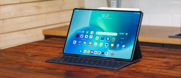 Honor MagicPad 4 kutu içeriği