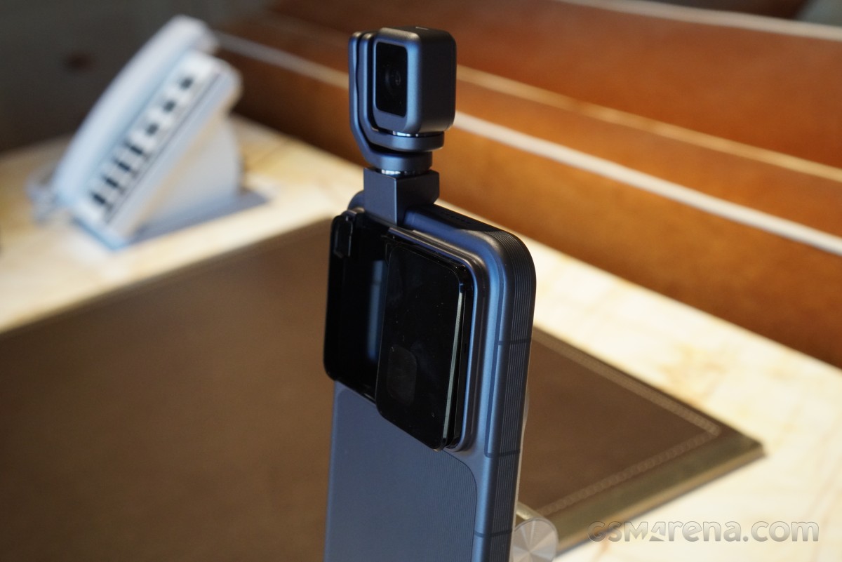 Honor Robot Phone prototip görüntüsü