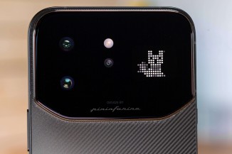 Infinix Note 60 Ultra arka tasarım