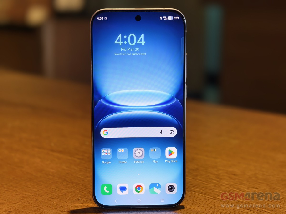 iQOO 15R ekran tasarımı