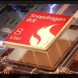 Lenovo Y700 (Gen 5) Snapdragon 8 Elite Gen 5 çipseti