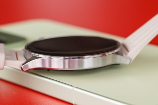 OnePlus Watch Lite ön yüz