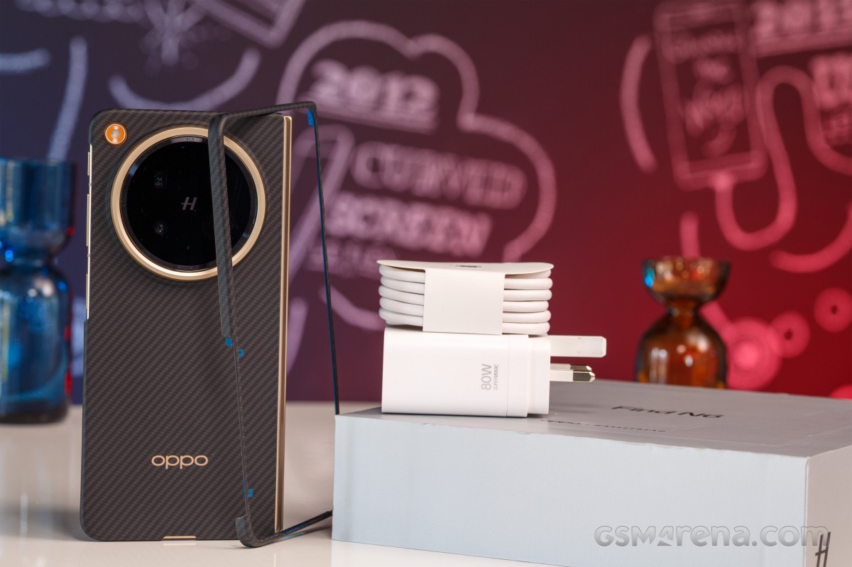 Oppo Find N6 renk seçenekleri