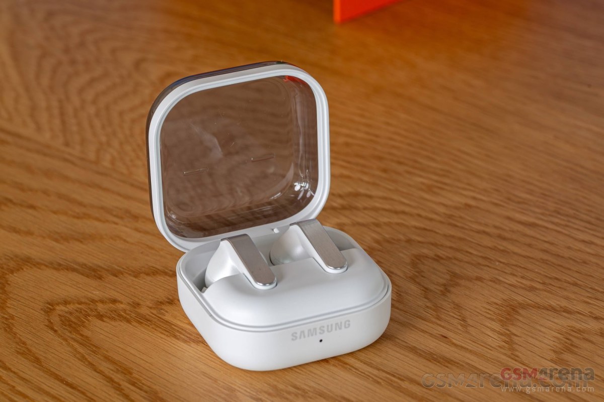 Samsung Galaxy Buds4 Pro güncelleme