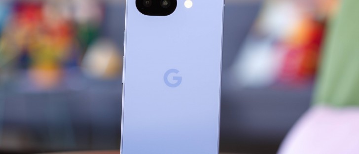 Google Pixel 10a parçalarına ayrılmış