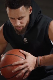 Google Fitbit bileklik tasarımı