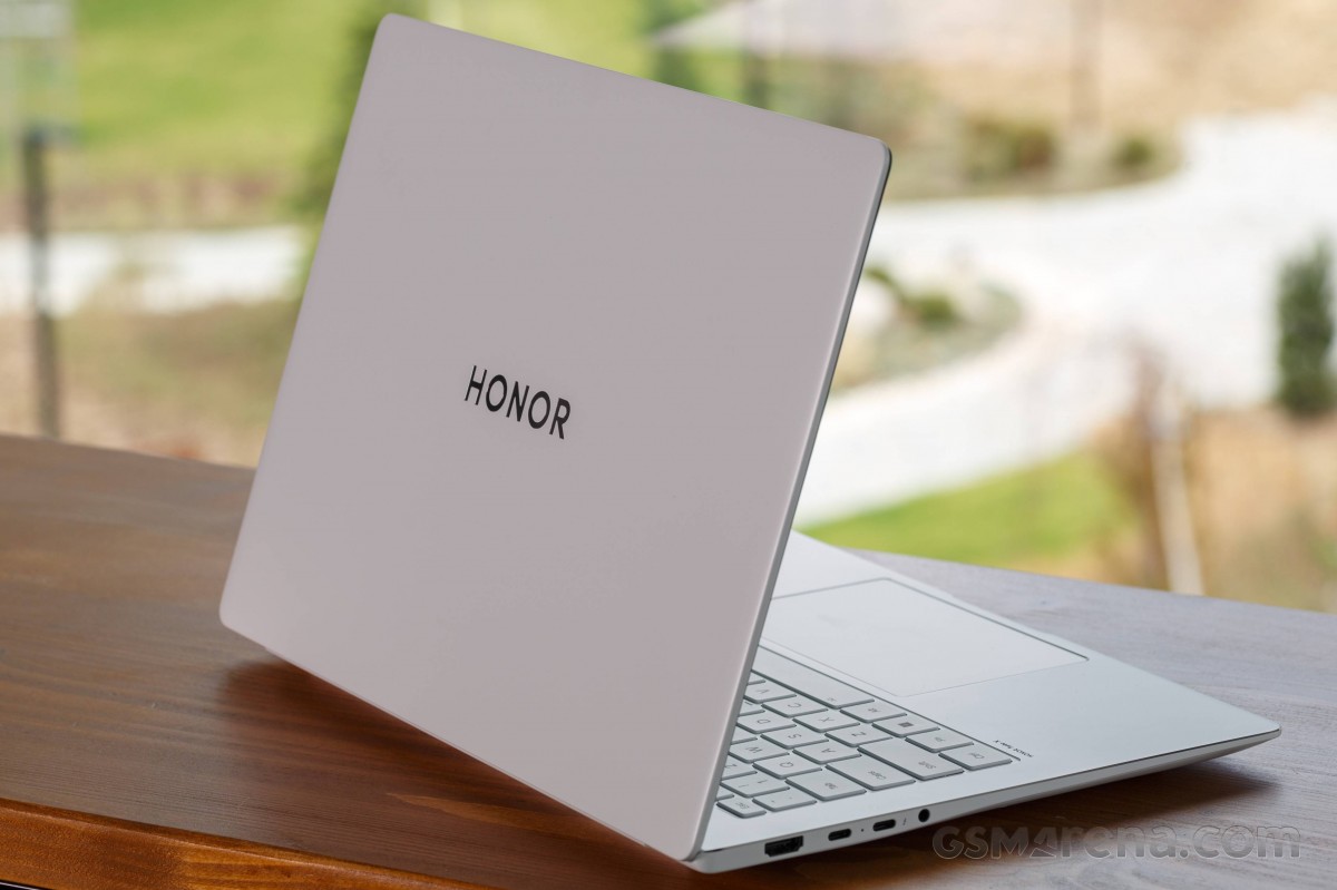 Honor MagicBook Pro 14 (2026) review - GSMArena.com news
