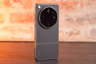 Oppo Find X9 Ultra arka görünüm