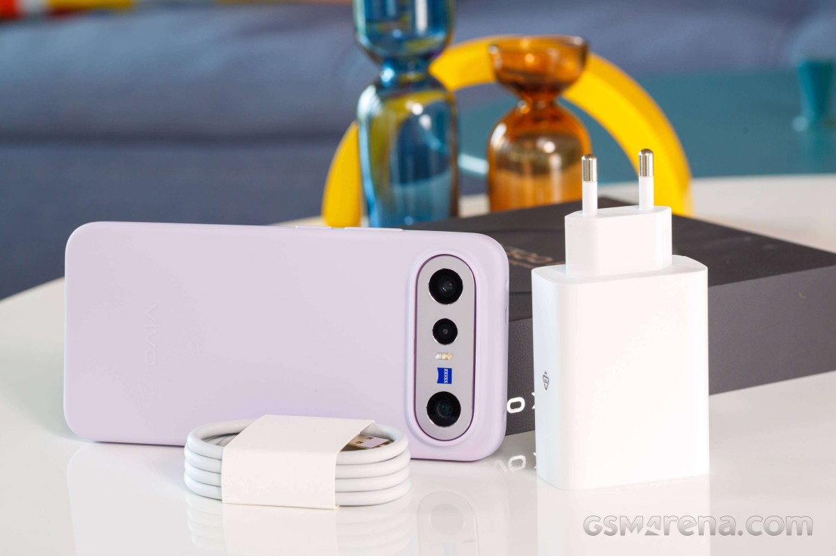 vivo X300 Ultra ve vivo X300 FE birlikte