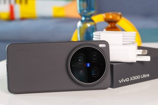 vivo X300 Ultra kutu açılışı