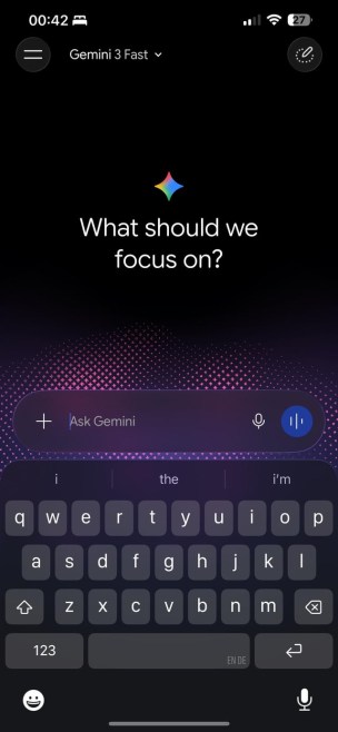 Google Gemini uygulaması iOS arayüzü
