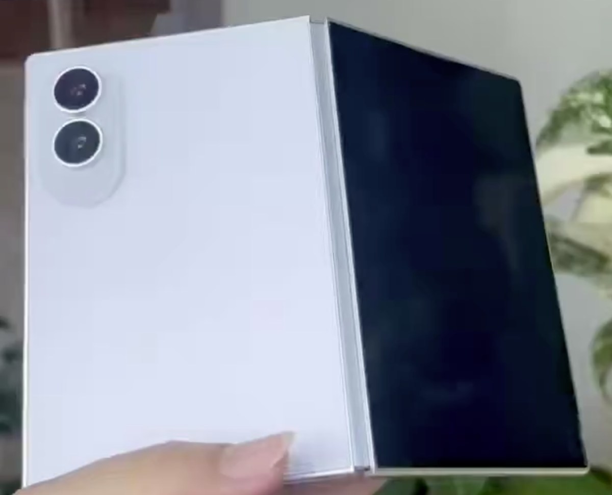 Samsung Galaxy Z Fold Wide dummy birimi