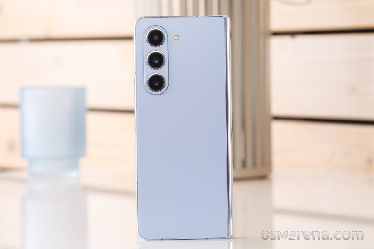 Samsung Galaxy Z Fold5 ve Flip5 One UI 8.5 güncellemesi
