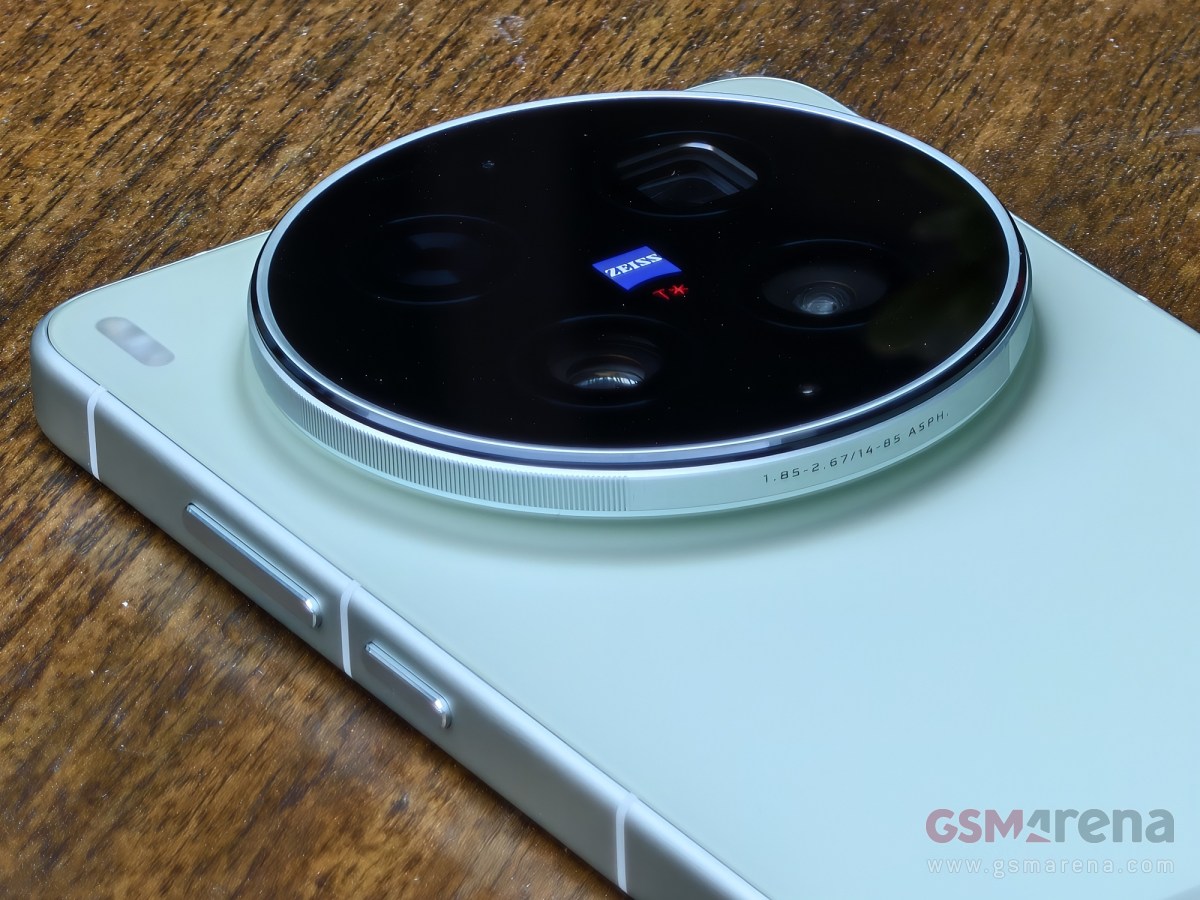 vivo X300 Ultra boyut