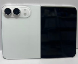 iPhone Ultra yan görünüm