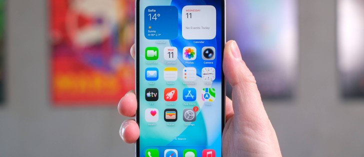 iPhone 18 ekran özellikleri