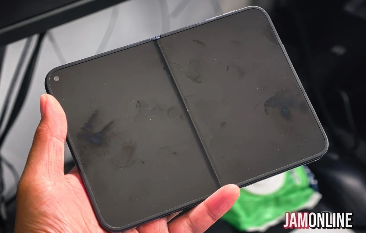 iPhone Ultra katlanabilir kamera modülü