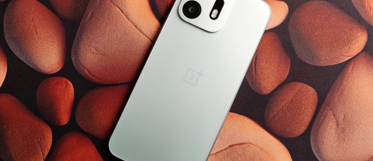 OnePlus N6 kutu içeriği