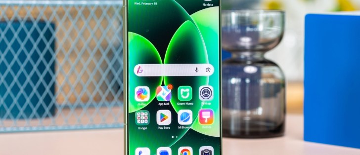 Xiaomi 18 ekran tasarımı