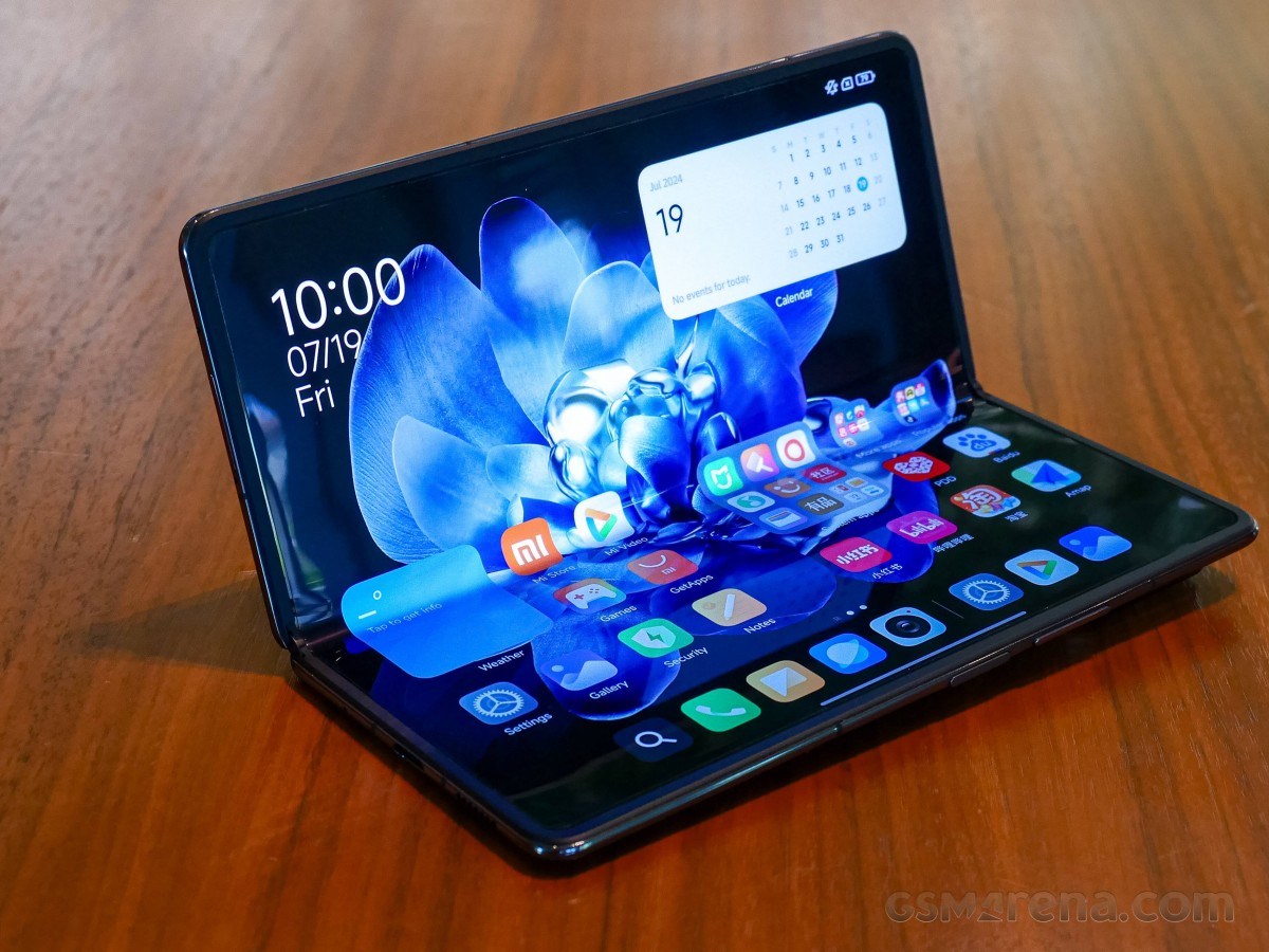 Xiaomi Mix Fold 5 ekranı