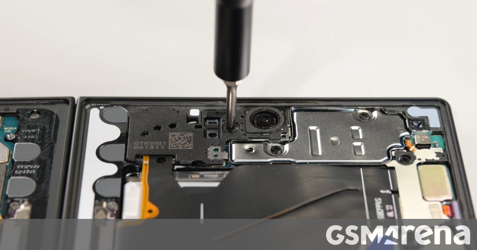 Samsung Galaxy Z Fold8 iFixit Teardown Reveals 4/10 Repairability Score