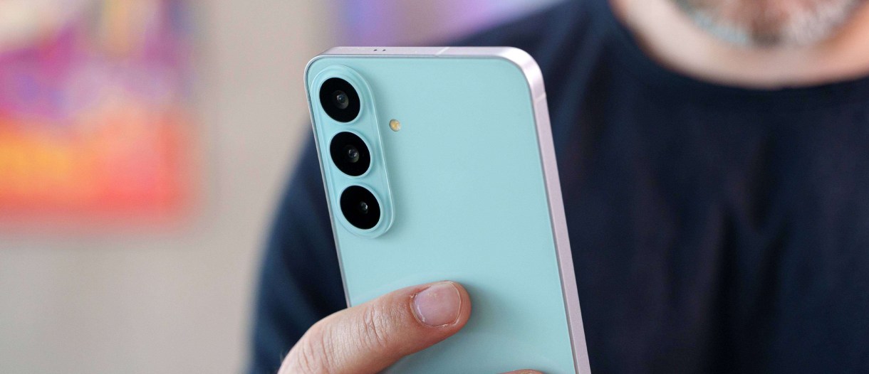Samsung Galaxy S26 FE arrives for review, matching Galaxy S25 FE specs but adding a camera island, One UI 9, and new AI features