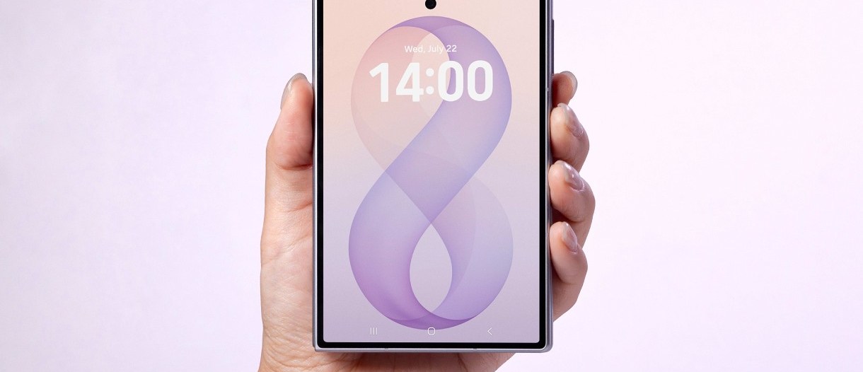 Foldable Smartphone Market Surge | Apple's iPhone Duo Drives 24% Category Growth & Seller Opportunities