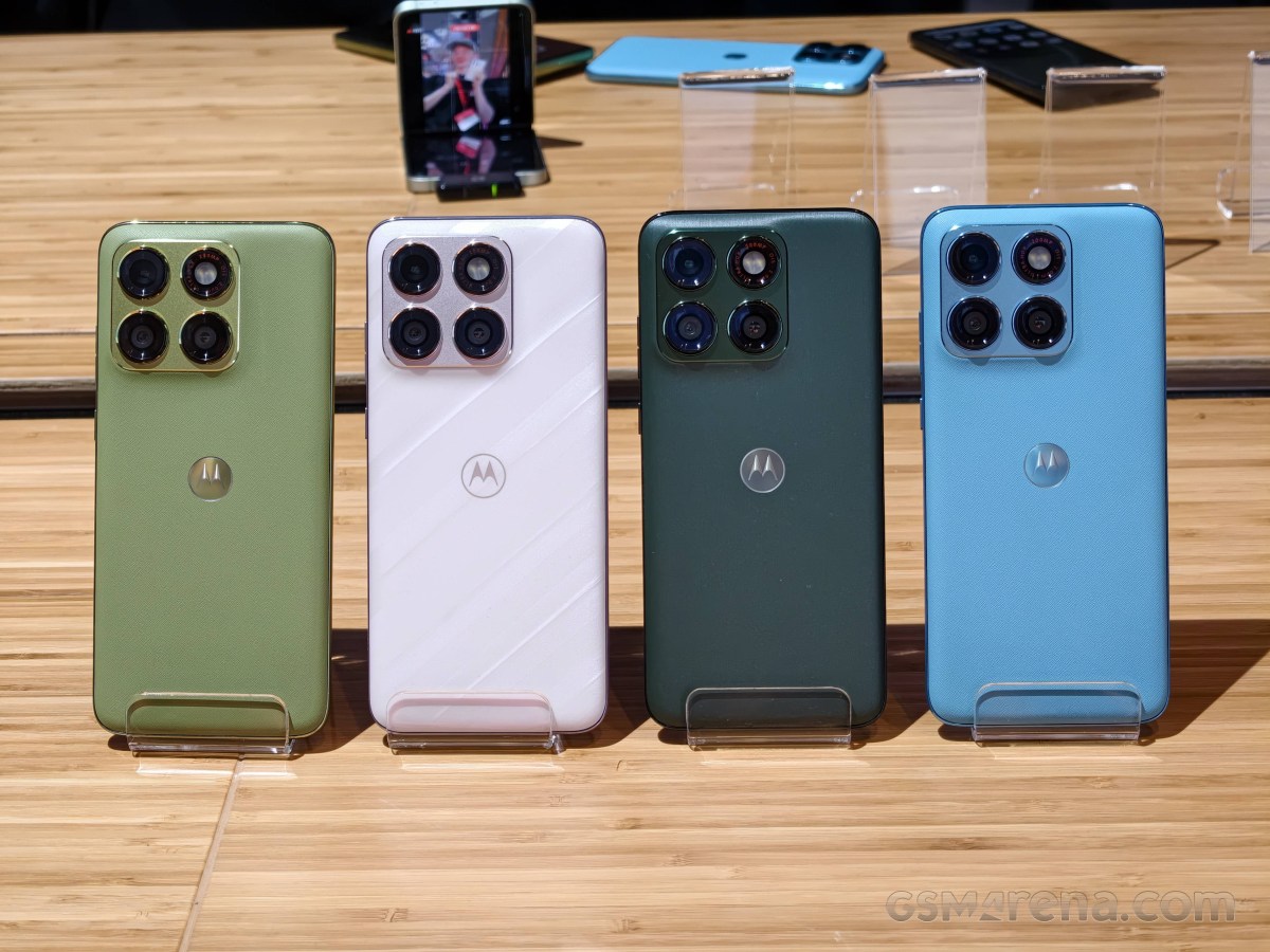 Hands-on: Motorola Edge 70 Plus, Razr 70 with Crystals, Watch Ultra -  GSMArena.com news