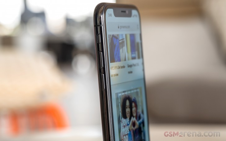Apple iPhone X review: Unboxing, 360-degree spin, design