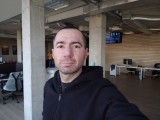 HTC U11 Life 16MP selfie samples - f/2.0, ISO 106, 1/126s - HTC U11 Life review