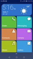 Simple homescreen with a tiled interface - Honor 8 Pro review